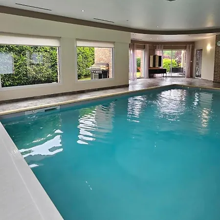 Villa Avec Piscine Privee Interieure Chauffee